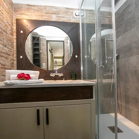 Apartament Sainte-foy-l'argentiere Sleeps 5 T681211